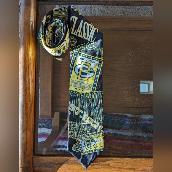 Vintage 1993 Green Bay Packers Tie - Picture 3 of 7